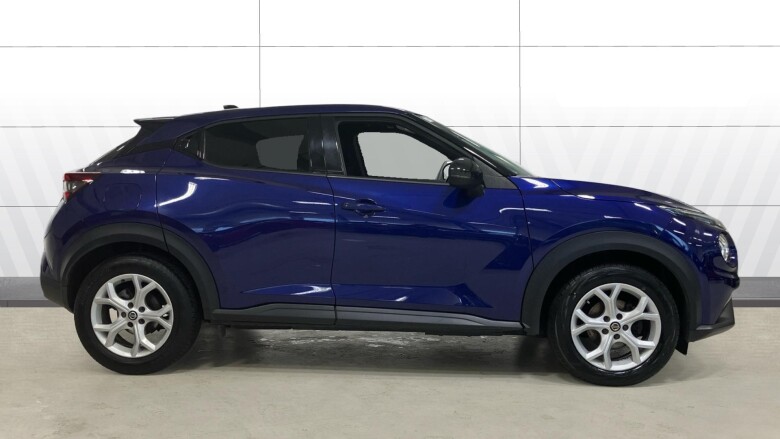 Nissan Juke 1.0 DiG-T N-Connecta 5dr DCT Petrol Hatchback